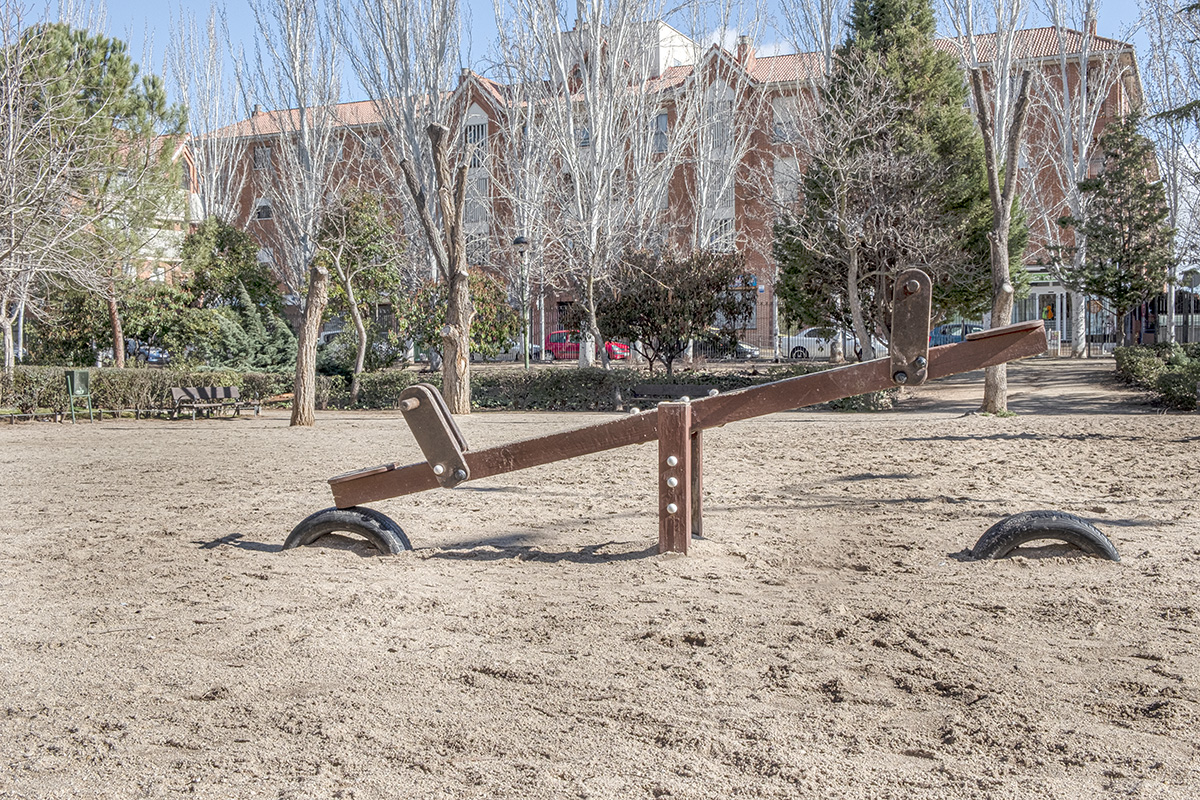 RafaelSolo-LOPD002 Parques infantiles fotografiados sin niños por la LOPD