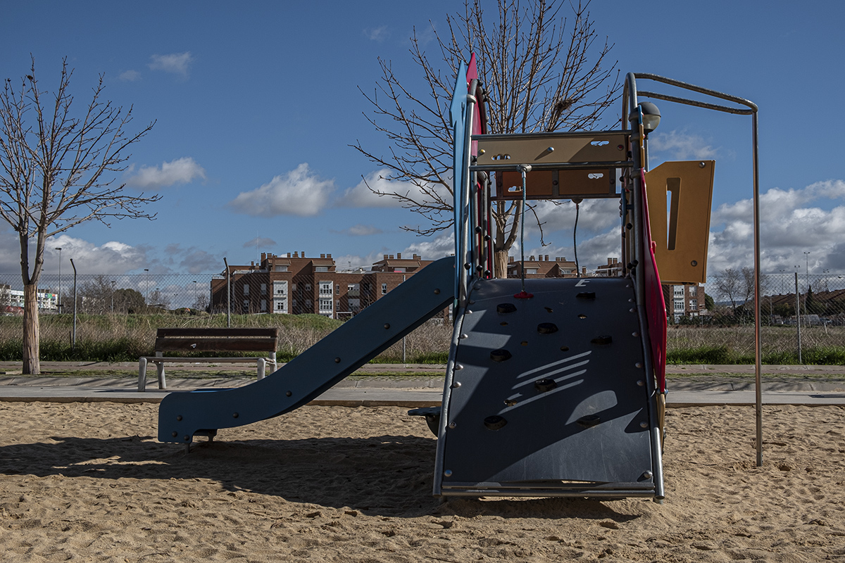 RafaelSolo-LOPD003 Parques infantiles fotografiados sin niños por la LOPD