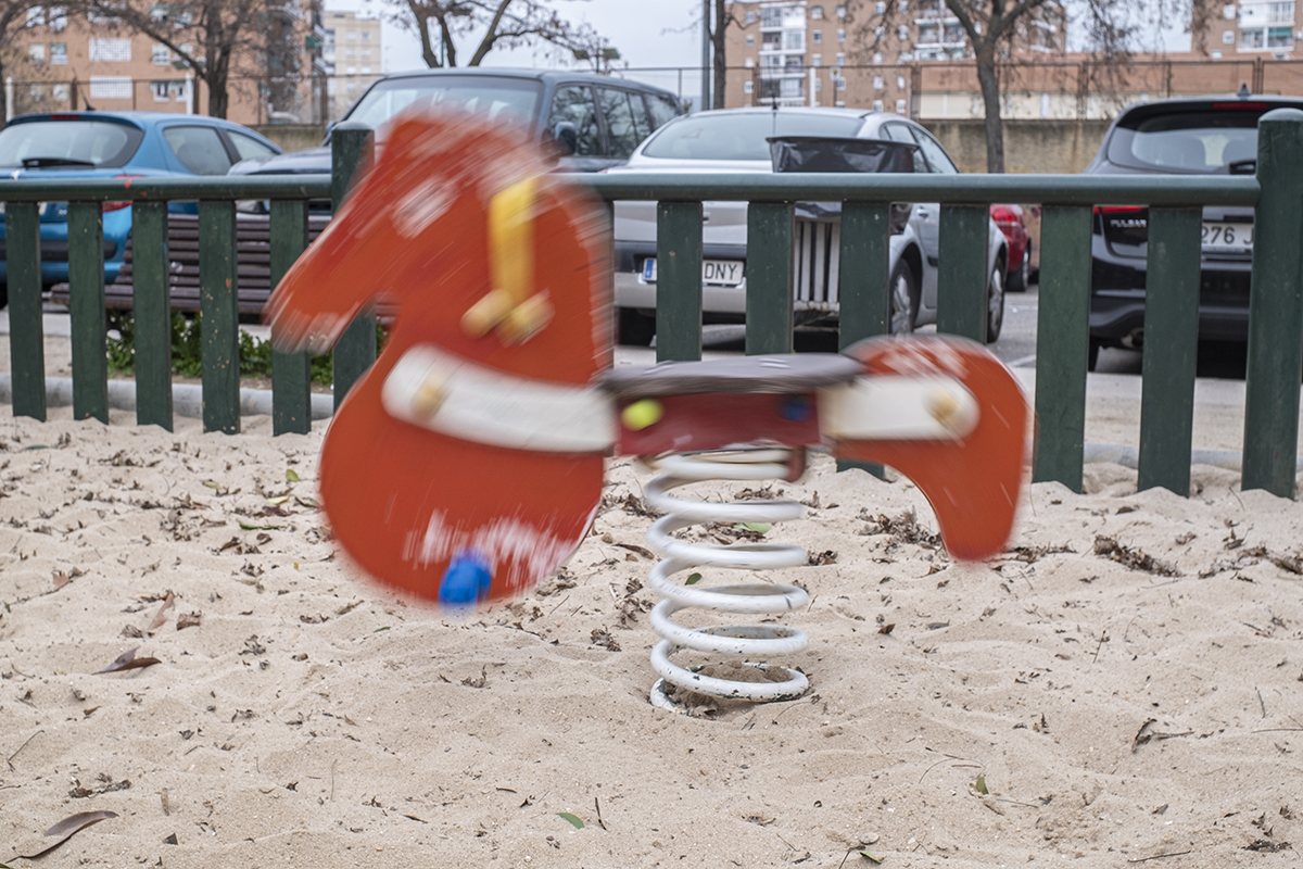 RafaelSolo-LOPD011 Parques infantiles fotografiados sin niños por la LOPD
